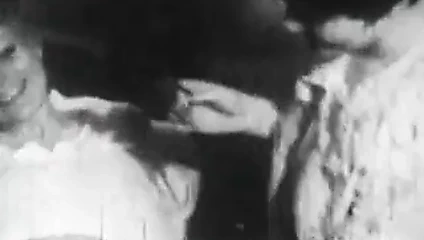 Kedi tıraş ve lezbiyen yalamak fest (1950'ler vintage)