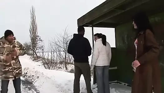 Edepsiz bir Alman bebek için büyük siyah yarak