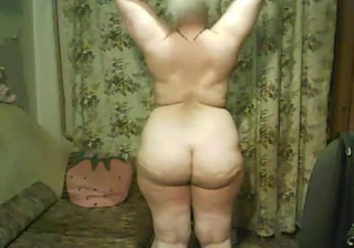 Rus olgun kız soyunmak