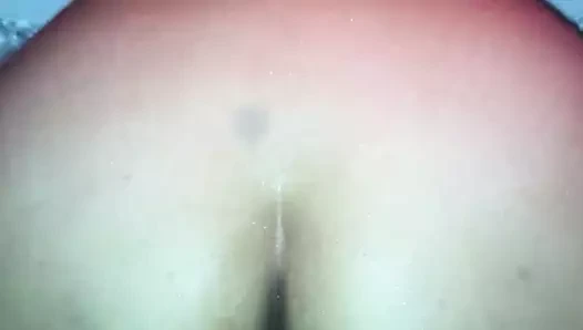 Jacuzzi'de inleyen sürtük