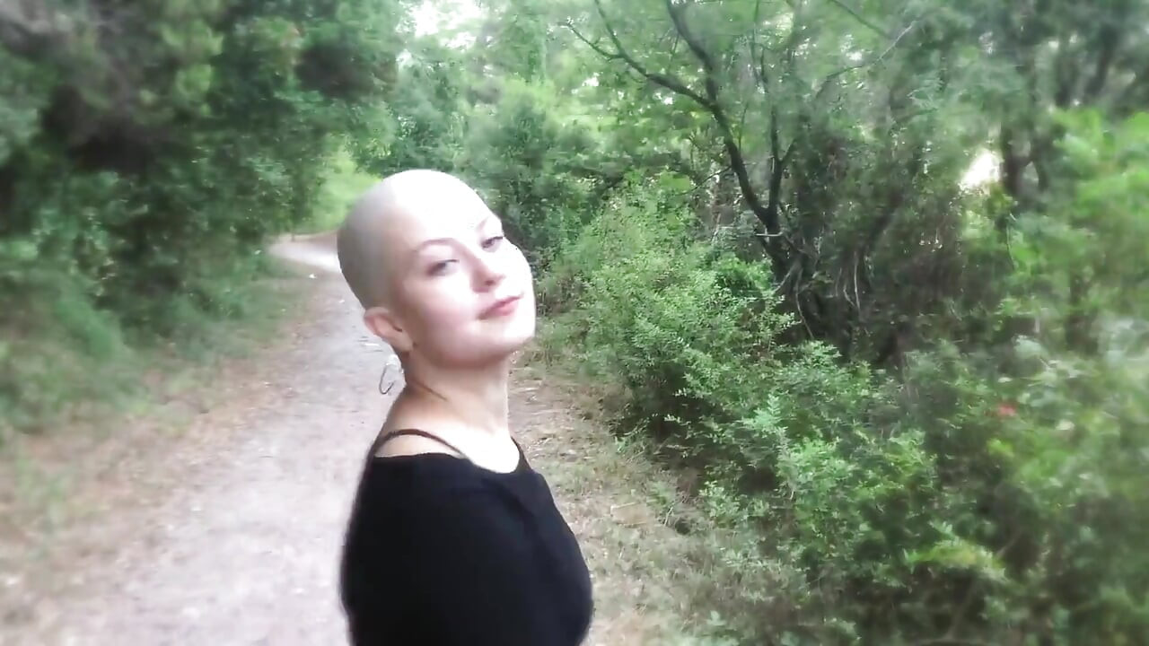 Vilu vidish yüze tükürme