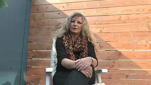 Amcık benim ve istediğim kişiyi sikiyorum #3 - Alman