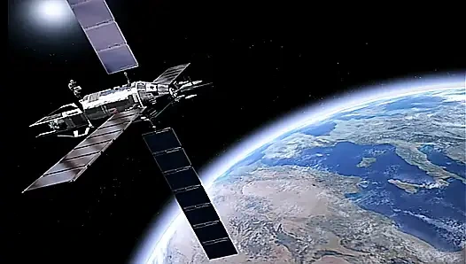 Genç sarışın büyük bir yarakla götünü siktiriyor