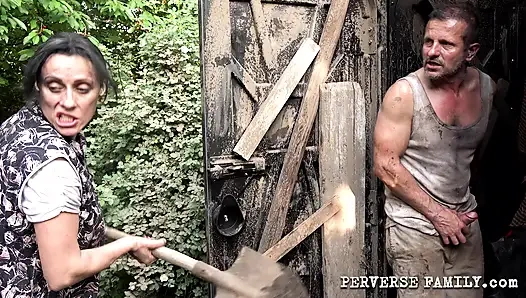 Sapık sikiş kampı (sapık aile)