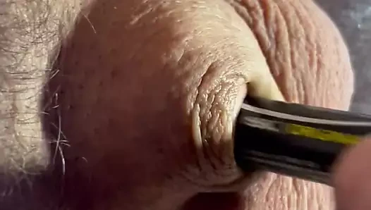 Ters çevrilmiş mikro penis, chapstick'e karşı