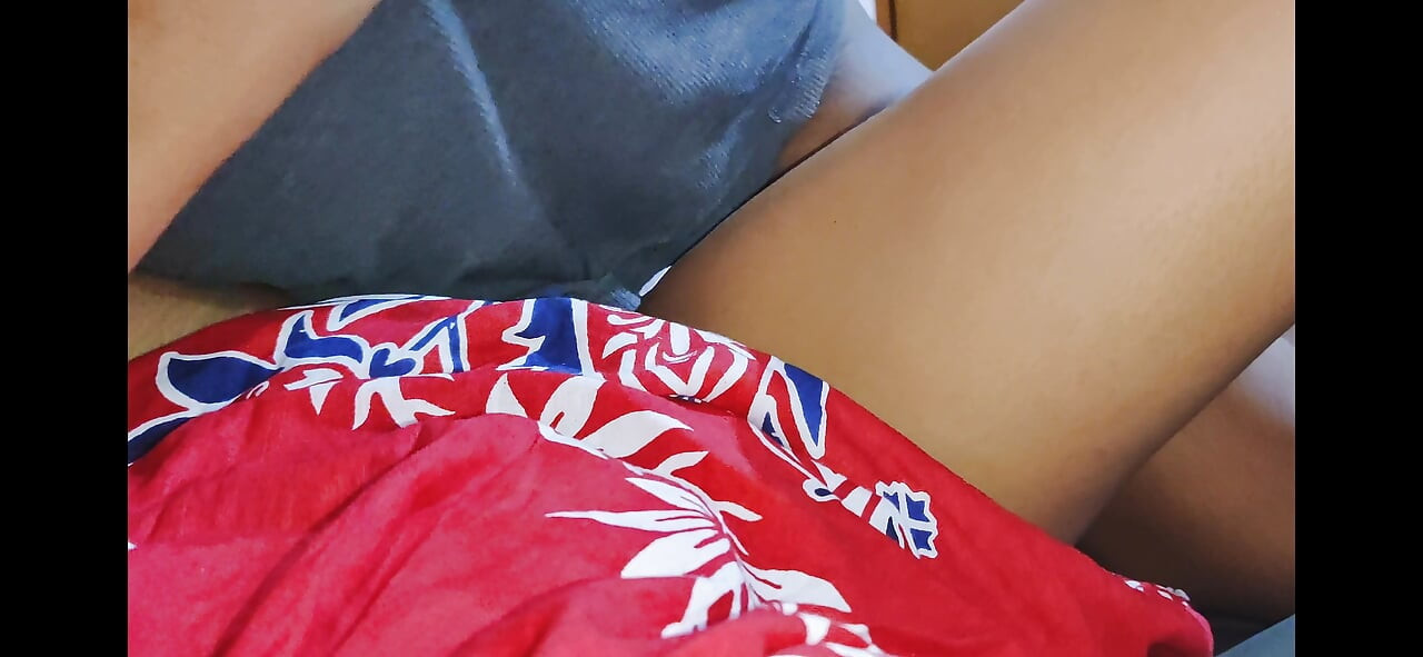 Ateşli amcıklı ateşli orta yaşlı seksi kadın büyük siyah yarağı seviyor