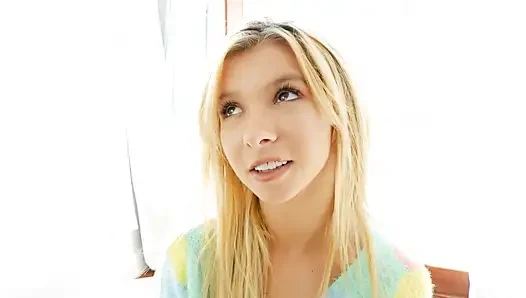 21 yaşındaki deve toynağı amcıklı genç rüya sarışın kenzie reeves kremsi üvey kız kabarık amcık