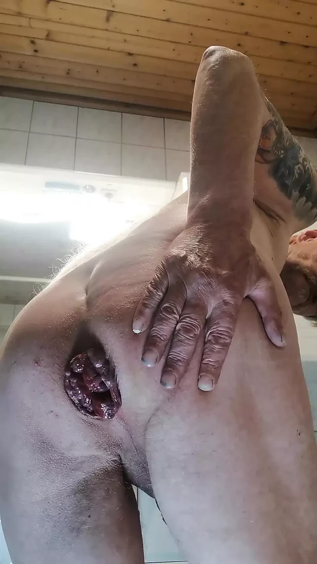 Dildo im Arsch 01