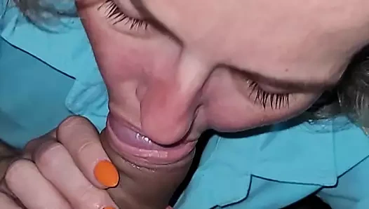 Sikini tamamen em. Sikinin tadı o kadar iyi ki duramıyorum. Al'in dölünü yut.