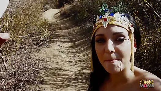 Esmer hatun lanet sonra bir yüz ile ödüllendirilir