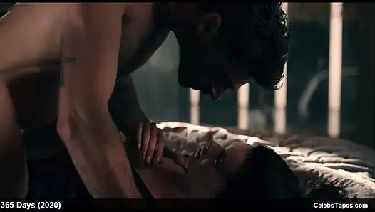 Anna Maria Sieklucka, Ewelina Plizga & Natasza Urbanska nude