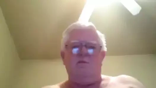 Büyükbaba inme üzerinde web kamerası