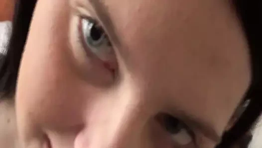 Seksi Alman sürtük missinoary pozunda sert sikiliyor