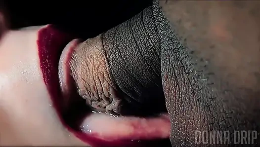 Samimi yakın çekim: dudaklar ecstasy'de kilitli