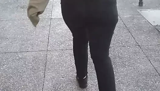 O göt sikişi yürüyüşü