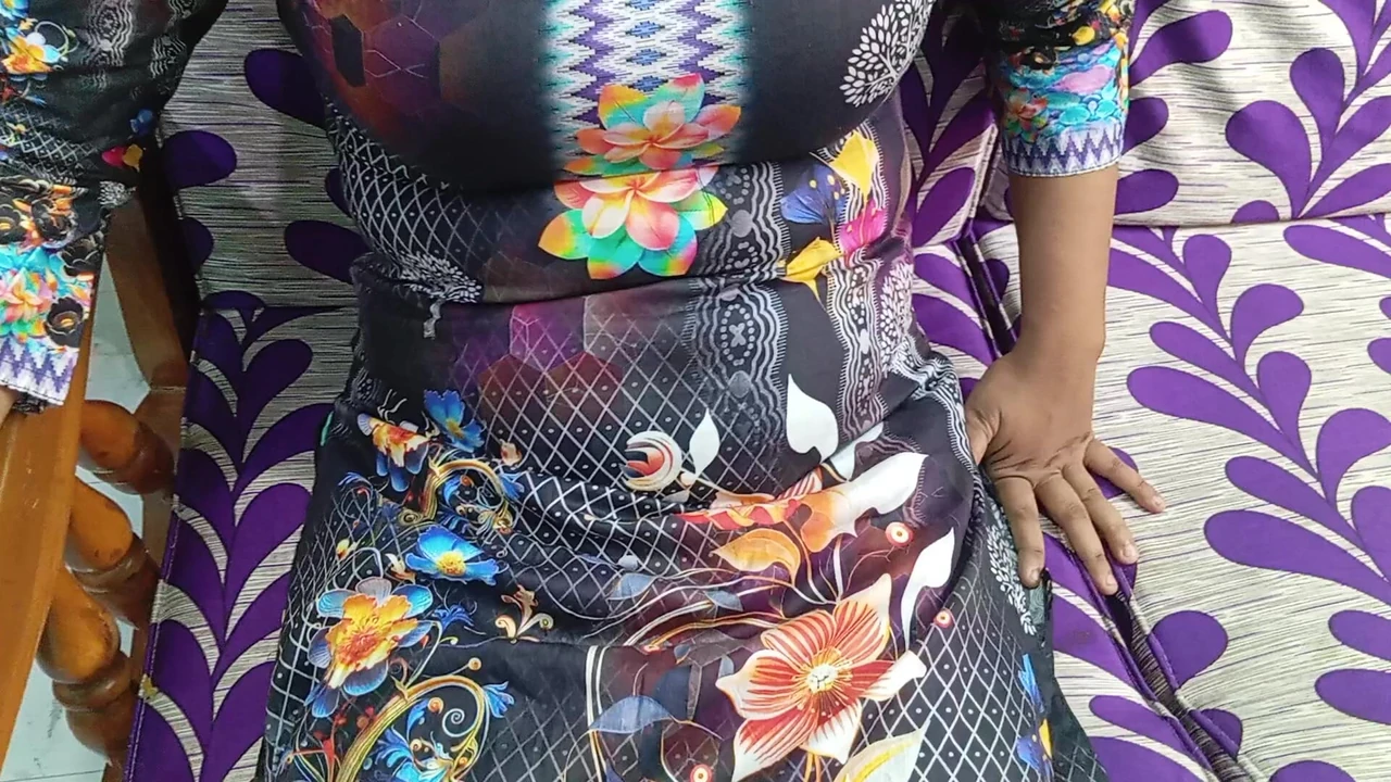 Учитель английского языка трахает свою ученицу Tonni