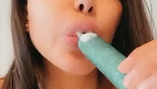 Ateşli orta yaşlı seksi kadın Lela Star'ın 31 talimatı