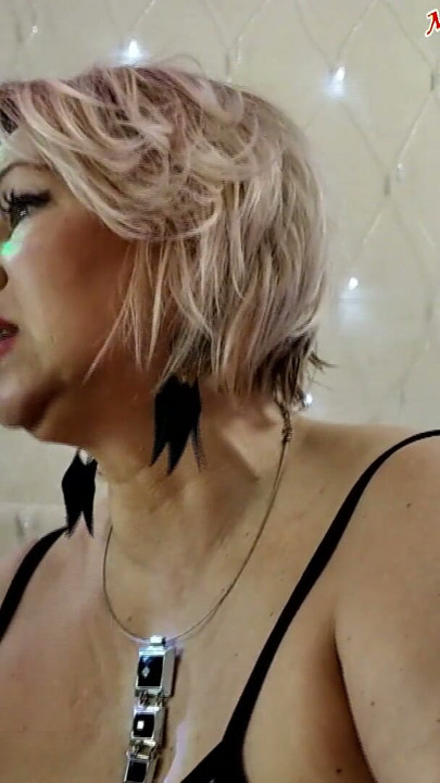 Aimee ateşli orta yaşlı seksi kadın SSCP'deki en iyi yarak emici üvey anne... ))) | Klip 1