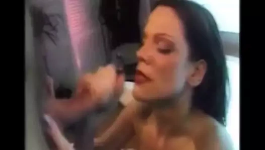 güzel siyah saçlı yüz 190