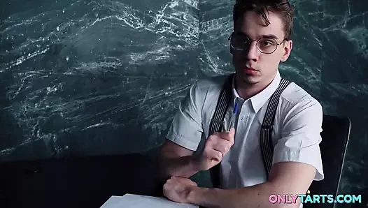 Genç üçlü seks gençler için en iyi spor