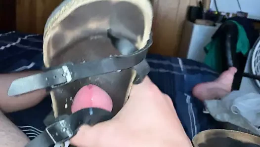 İyi yıpranmış kadın birkenstocks beni cum yapmak