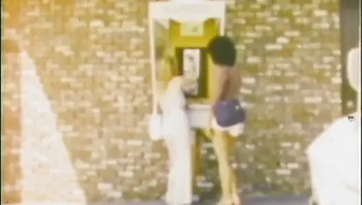 Klasik sıska, büyük gür piliç arkadaşıyla sikişiyor