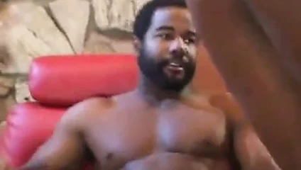 Şöminenin yanında ham seks