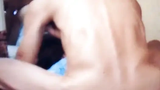 Beni sev karım.amını yiyeceğim