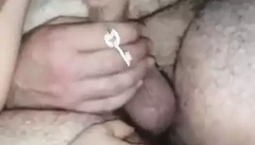 Karım en iyi arkadaşımı sikiyor