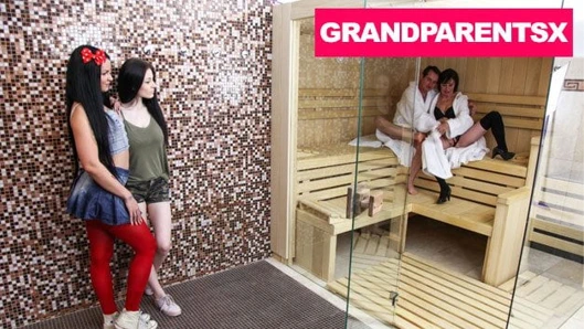 Iki gençler spada nasıl becerileceğini öğrenin