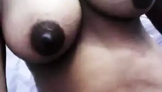 arkadaşının kız kardeşi ile büyük göğüsler