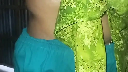 Evde kimse olmadığı için karımı istediğim kadar siktim