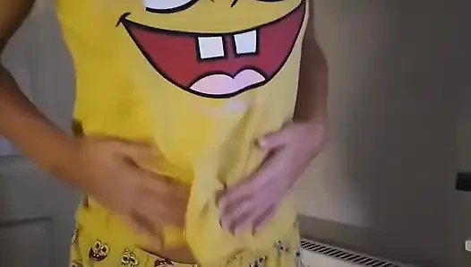 Spongebob pjs'imden soyunuyor