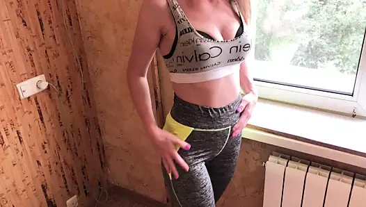 Kardeş ile büyük memeler yapılmış beni boşalmak içinde ona külot