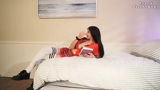 İki sürtük latin birbirleriyle oynuyor ve fışkırtma başlıyor