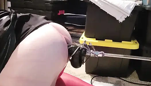 Yukarı çıkıyor ve çalışmaya başlıyor