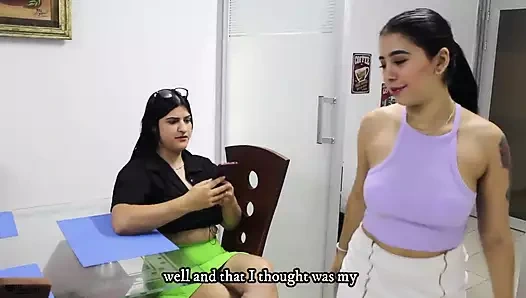 Büyük götlü seksi lezbiyenler fışkırıncaya kadar mastürbasyon yapıyor - İspanyolca porno