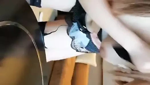 Çinli sürtükler büyük göğüslere gidiyor