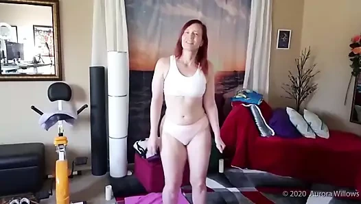 Aurora söğütleriyle yoga