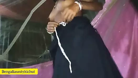 Bengalli desi evli kadın