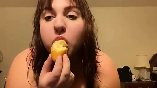 Bbw kayla paolini doldurma bir twinkie içinde ona fanny