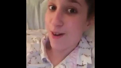 amatör kız filme onu osuruk