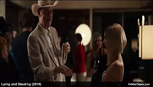 Emily ratajkowski üstsüz ve seksi iç çamaşırı film sahneleri