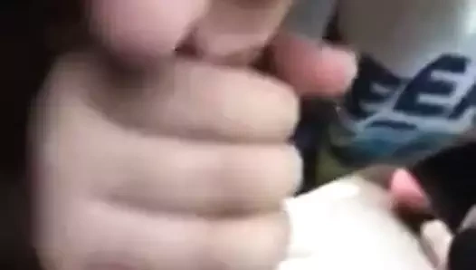 Tombul beyaz kız berbat bbc içinde arka arasında araba