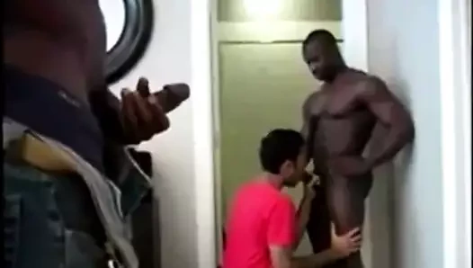 o olsun tükürmek kavrulmuş tarafından siyah musluklar