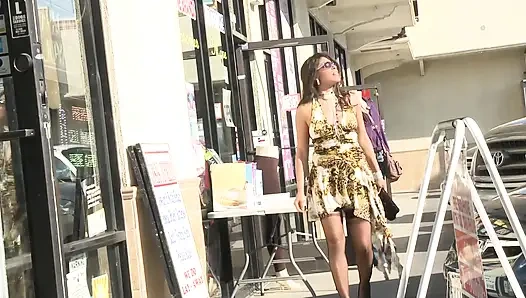 File çoraplı latin kadın üçlü grup sekste büyük götünü sallıyor