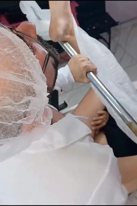 Islak Vagina Jinekolog Muayenecisi!