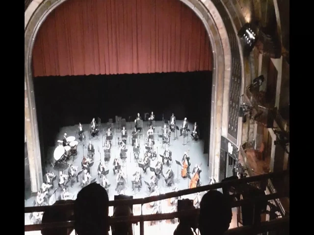 Ben boşalmak içinde ona siyah çorap içinde bir banyo arasında bellas artes cdmx3