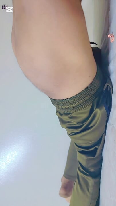 Desi cross dresser doing fingering in big clean shaved aashole
