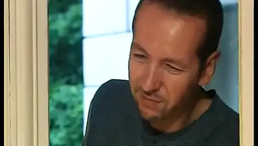 İki iyi kuyruk için güzel bir domuzcuk.